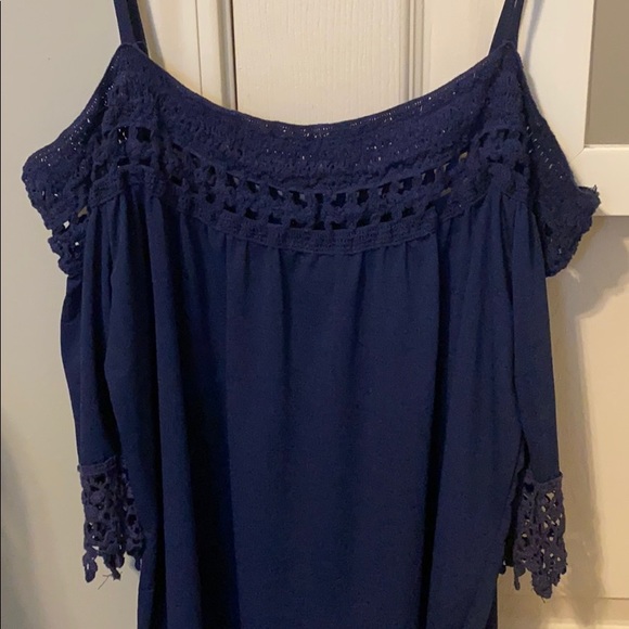 Off the shoulder top - Picture 4 of 6